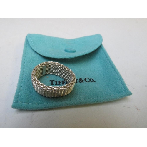 266 - A TIFFANY & Co. 925 SILVER MESH BRACELET, together with a matching Tiffany & Co. silver mesh ring, a... 