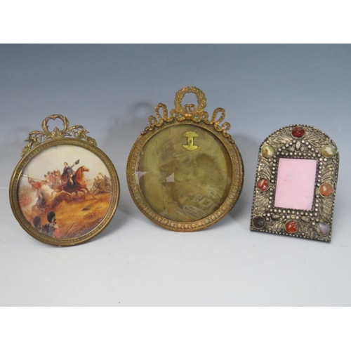 65 - FOUR LATE 19TH / EARLY 20TH CENTURY MINIATURE FRAMES, to include an adjustable example, smallest 3.5... 