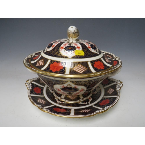 742 - A ROYAL CROWN DERBY IMARI PATTERN SOUP TUREEN AND STAND, pattern no. 1128, overall W 36.5 cm, overal... 