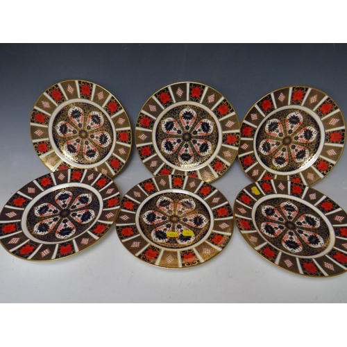 747 - SIX ROYAL CROWN DERBY IMARI PATTERN PLATES, pattern no. 1128, Dia 27 cm