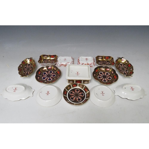 756 - A COLLECTION OF TWELVE ROYAL CROWN DERBY IMARI PATTERN PIN DISHES, together with another pin dish ha... 