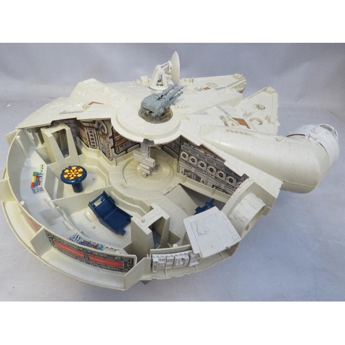 887 - A BOXED PALITOY STAR WARS EMPIRE STRIKES BACK MILLENNIUM FALCON SPACESHIP