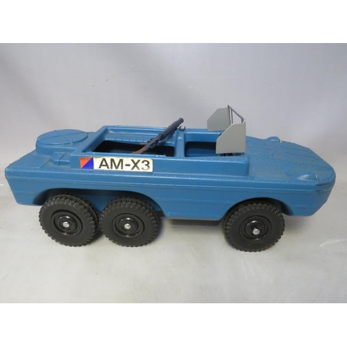 892 - A BOXED ACTION MAN DUKW AMPHIBIOUS VEHICLE