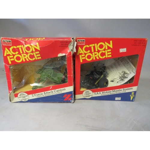 896 - A COLLECTION OF FOUR BOXED AND TWO UNBOXED ACTION MAN ACTION FORCE VEHICLES, to include boxed Battle... 