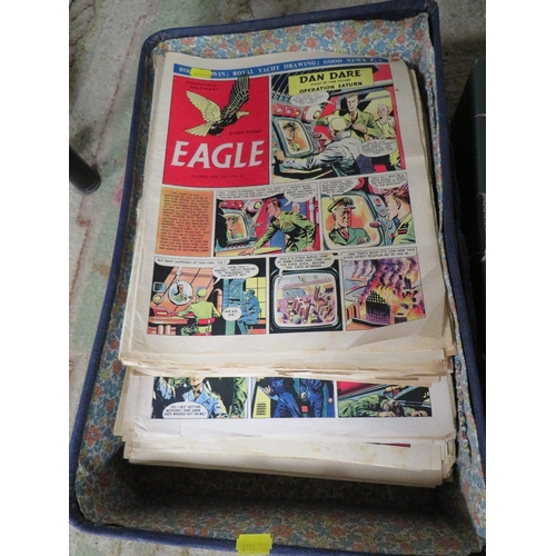 152 - TWO TRAY OF ASSORTED COMICS AND MAGAZINES TO INCLUDE MARVEL AVENGERS, FANTASTIC FOUR , X MEN , INCRE... 