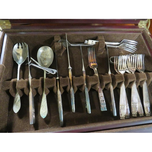 174 - A CANTEEN OF CUTLERY BY ARTHUR PRICE (UNCHECKED)