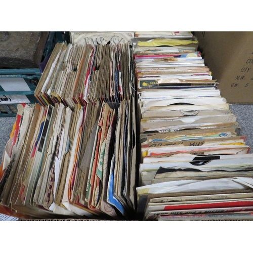 178 - APPROXIMATELY 300 SINGLE RECORDS MAINLY FORM THE 60s, 70s, 80s AND 90s