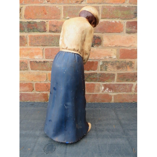 78 - A VINTAGE STYLE FEMALE GOLFING FIGURE - H 61 cm