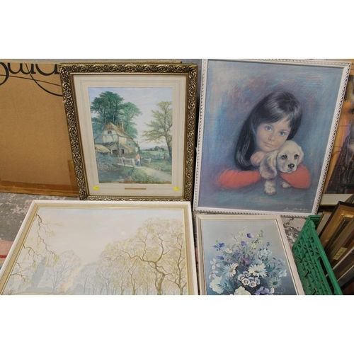 36 - A LARGE QUANTITY OF ASSORTED PICTURES & PRINTS TO INCLUDE AN OVAL FLORAL OIL, ERIC BOTTOMLEY LOCOMOT... 