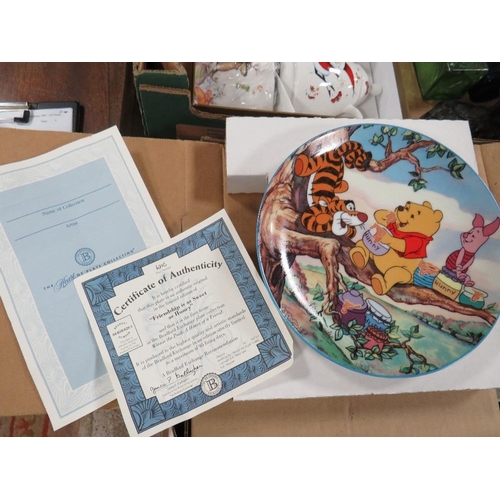 108 - A TRAY OF ASSORTED COLLECTABLES TO INCLUDE, BRADEX EGYPTIAN PLATES, BEATRIX POTTER BOOKS ETC