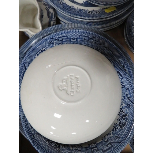 172 - A TRAY OF ASSORTED BLUE/WHITE TEA DINNER WARE