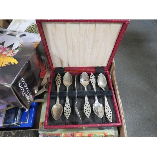 174 - TWO TRAYS OF ASSORTED METAL WARE AND COLLECTABLES TO INCLUDE TEA POTS