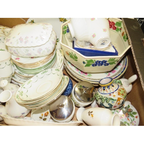 193 - FOUR TRAYS OF TEA/DINNER WARE TO INCLUDE ROYAL STAFFORD OLD ENGLISH GARDEN, COURT CHINA 