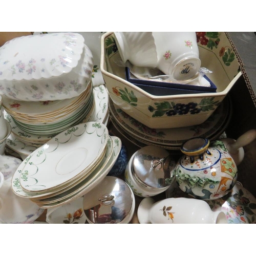 193 - FOUR TRAYS OF TEA/DINNER WARE TO INCLUDE ROYAL STAFFORD OLD ENGLISH GARDEN, COURT CHINA 