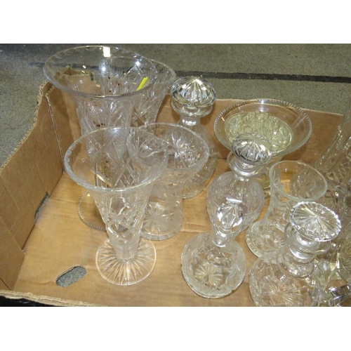 196 - THREE TRAYS OF ASSORTED GLASS WARE TO INCLUDE DECANTERS , VASES AND CUT GLASS DRINKING GLASSES