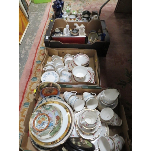 98 - FOUR TRAYS OF ASSORTED CERAMICS TO INCLUDE VASES, WADE, BESWICK FOWL ETC