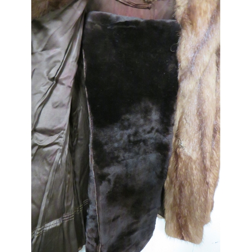 197 - A VINTAGE MINK FUR STOLE TOGETHER WITH ANOTHER FUR STOLE AND A VINTAGE FUR JACKET (3)