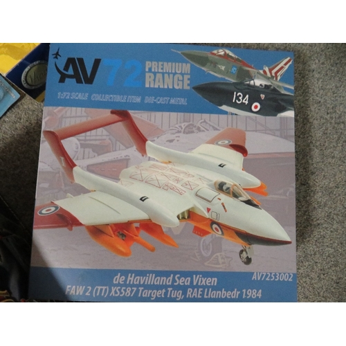 236 - A COLLECTION OF MODEL AIRCRAFT IN ORIGINAL PACKING TO INCLUDE THE THUNDERBOLT 11