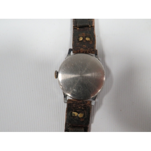 306 - A MENS VINTAGE 15 JEWELS MILITARY WRISTWATCH