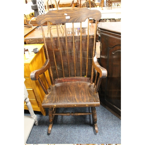 834 - AN AMERICAN STYLE ROCKING CHAIR