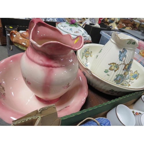 159 - FOUR TRAYS OF ASSORTED CERAMICS TO INCLUDE JUG AND BOWL SETS