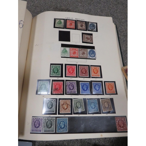 226 - A STAMP COLLECTION TO INCLUDE FIVE ALBUMS / STOCK BOOKS (THREE CONTAINING WORLD / COMMONWEALTH STAMP... 