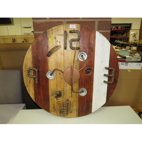 755 - AN UNUSUAL WOODEN CIRCULAR CLOCK WITH COPPER PIPING LETTERS - Dia> 71 cm