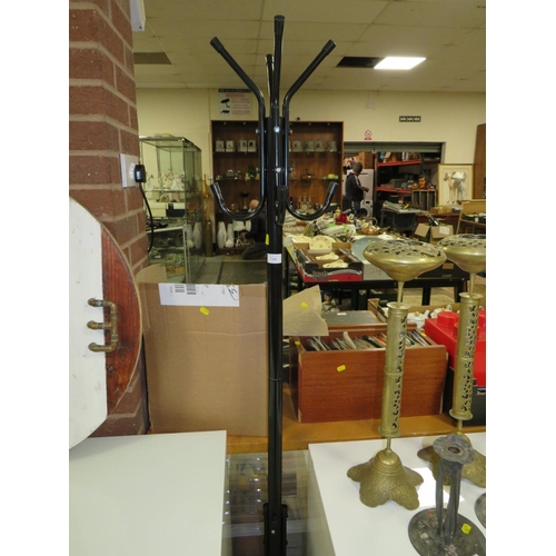 756 - A MODERN METAL COAT STAND