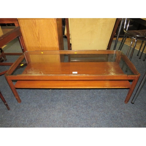 763 - A RETRO TEAK AND GLASS COFFEE TABLE