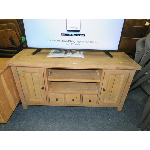 777 - A MODERN COLONIAL STYLE MEDIA CABINET - W 120 cm