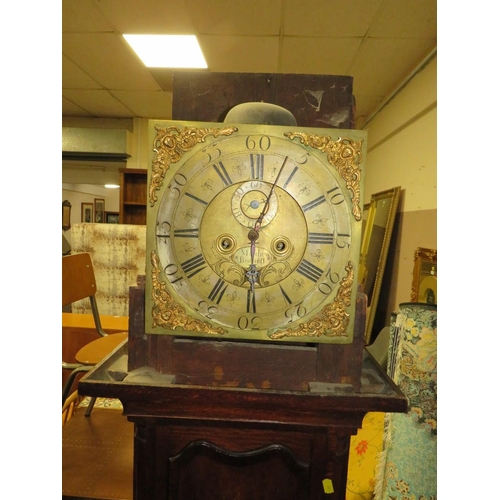 820 - AN ANTIQUE OAK CASED BRASS FACED LONGCASE CLOCK BY MATTHEW BURNETT - TWO WEIGHTS, PENDULUM, FACE 12