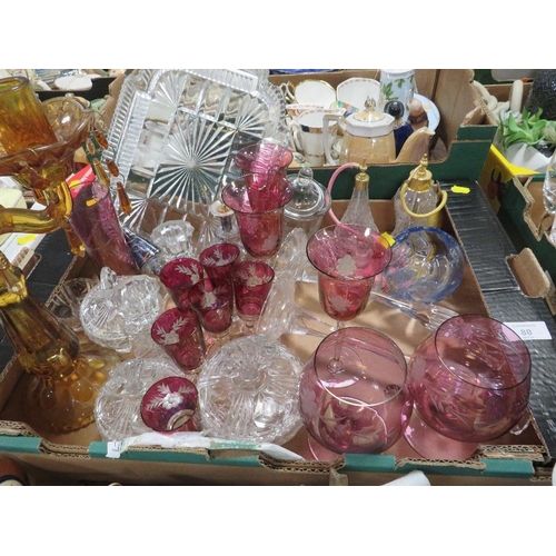 88 - A TRAY OF ASSORTED GLASSWARE TO INCLUDE DRESSING TABLE ITEMS AND A CANDELABRA TOGETHER WITH A TRAY O... 