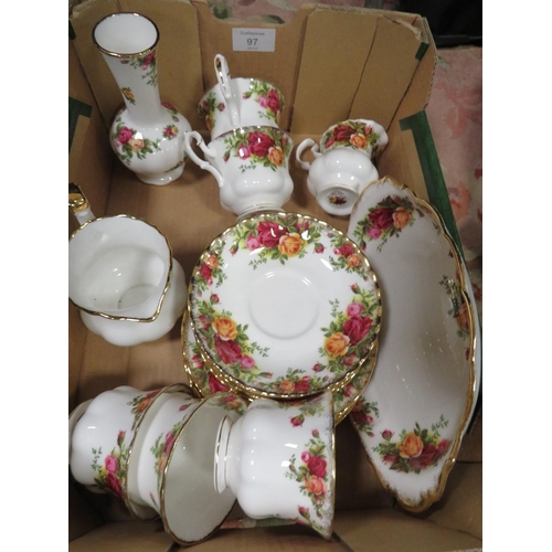 97 - FOUR TRAYS OF ASSORTED CERAMICS TO INCLUDE A SMALL QUANTITY OF ROYAL ALBERT OLD COUNTRY ROSES (PLAST... 