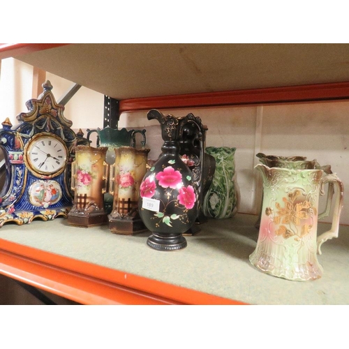 189 - A COLLECTION OF ANTIQUE AND VINTAGE VASES TOGETHER WITH A CERAMIC MANTLE CLOCK