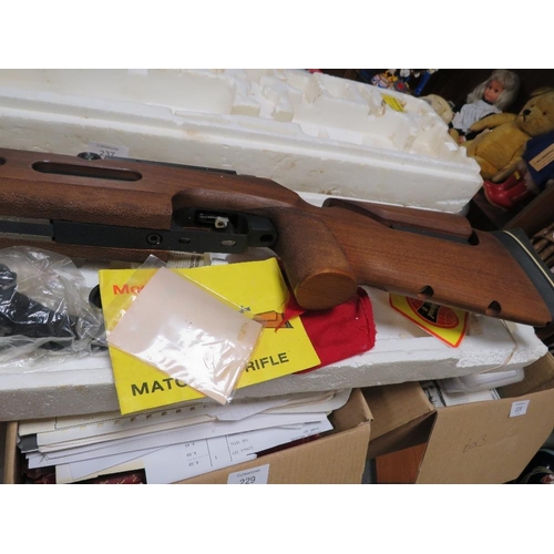 237 - A BOXED ORIGINAL MODEL 75 .177 MATCH AIR RIFLE NUMBER 021986 WITH ACCESSORIES