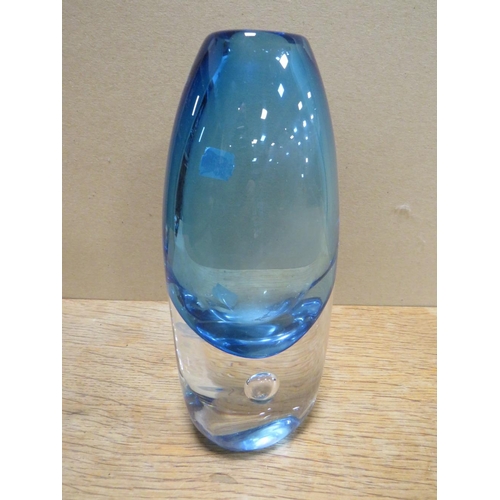 258 - AFORS SWEDISH ART BUBLE GLASS VASE 'SMARAGED', SIGNED TO BASE, DESIGNED BY ERNEST GORDON