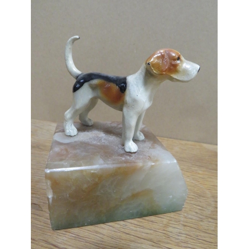 260 - A PAIR OF FOX HOUNDS ON MARBLE BASES