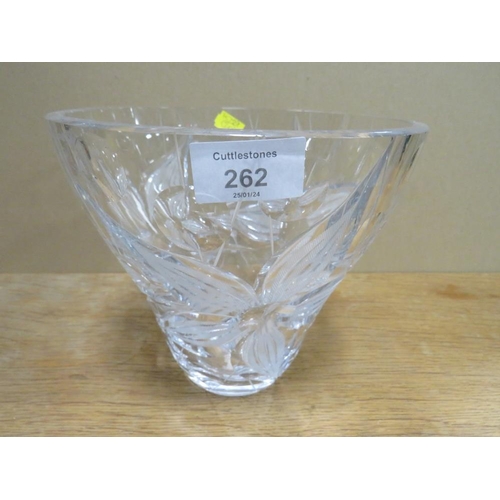 262 - A VINTAGE CUT GLASS VASE