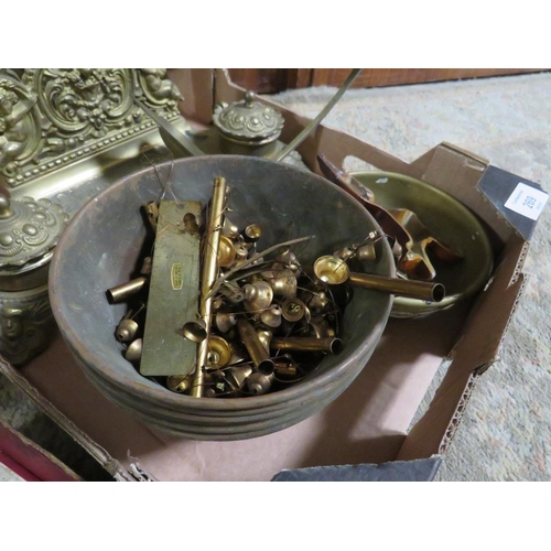 269 - A SELECTION OF BRASS WARE TO INCLUDE DESK STAND AND  A CLOCK