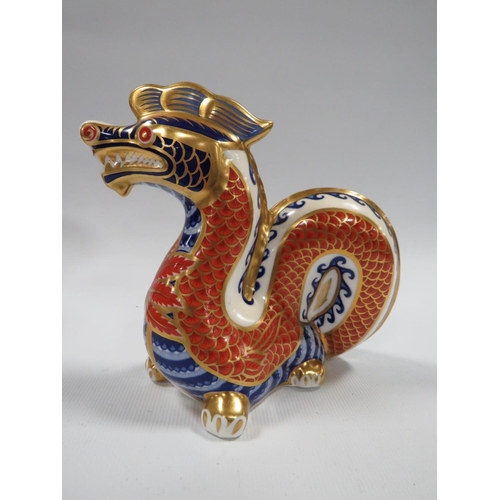 275 - A ROYAL CROWN DERBY PAPER WEIGHT IN THE FORM OF A ROBIN TOGETHER WIT A DRAGON EXAMPLE MARKED AS A SE... 