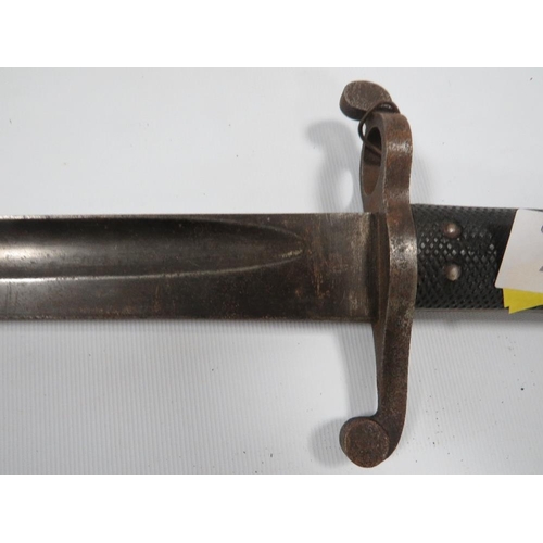 288 - AN ANTIQUE BAYONET