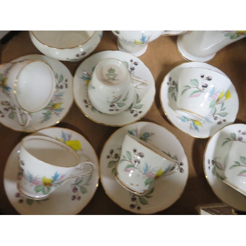 249 - AN AYNSLEY 15PC 'BERRY LANE' TEASET