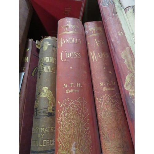 105 - A TRAY OF ANTIQUE HUNTING BOOKS TO INCLUDE THE QUORN HUNT AND ITS MASTERS AND JOHN LEECH ILLUSTRATED... 