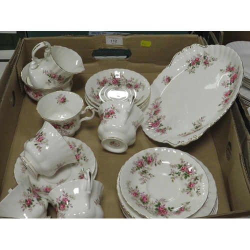 112 - A TRAY OF ROYAL ALBERT LAVENDER ROSE TEA WARE