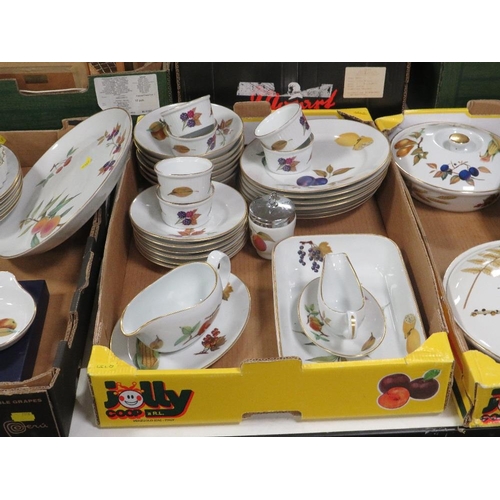 113 - THREE TRAYS OF ROYAL WORCESTER EVESHAM DINNER WARE