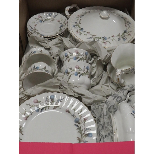 115 - A TRAY OF ROYAL ALBERT BRIGADOON TOGETHER WITH A TRAY OF ASSORTED CERAMICS TO INCLUDE AYNSLEY  MIKAD... 