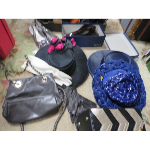 125 - A SELECTION OF VINTAGE HATS, BAGS AND SHOES ETC