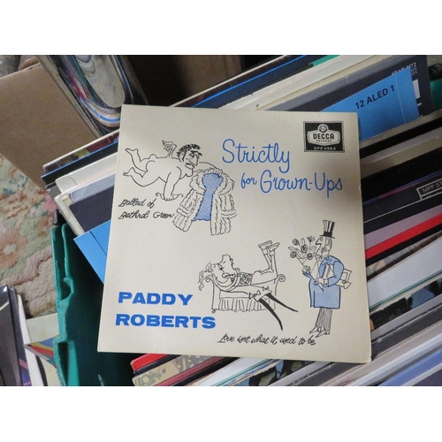 136 - A TRAY OF ASSORTED LP SINGLES TO INCLUDE WEST END PRODUCTIONS, ANDY WILLIAMS ETC