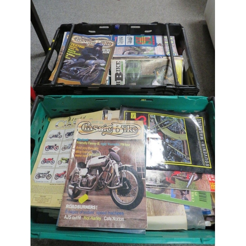 140 - TWO TRAYS OF EPHEMERA TO INCLUDE VINTAGE MOTOR CYCLE MAGAZINES TOGETHER WITH A SMALL QUANTITY OF LP ... 