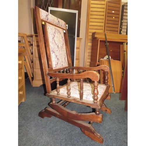 784 - AN AMERICAN STYLE ROCKING CHAIR